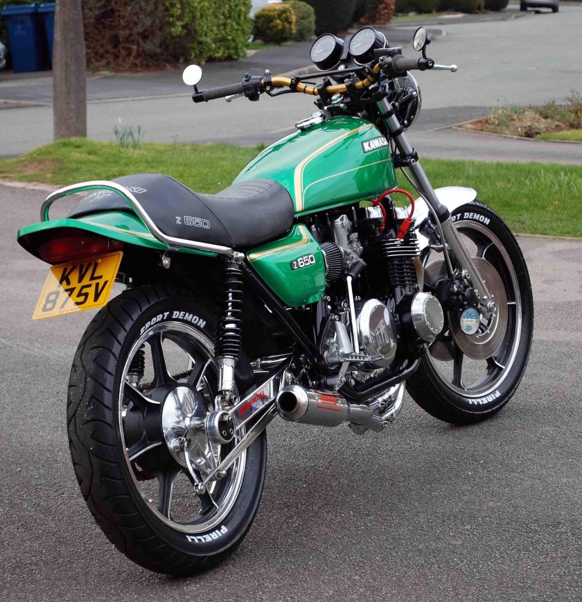 Городской мотоцикл Кавасаки