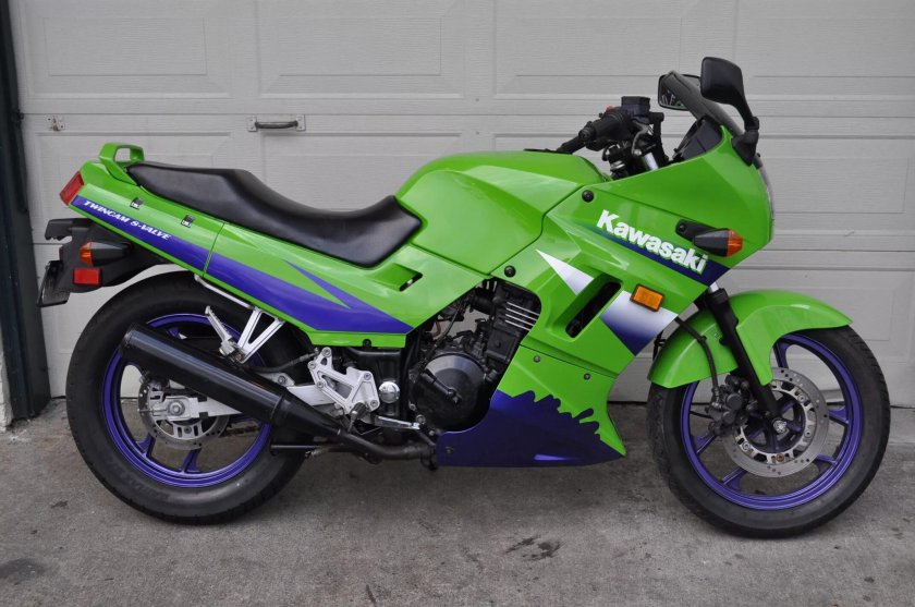 Мотоцикл Кавасаки 400