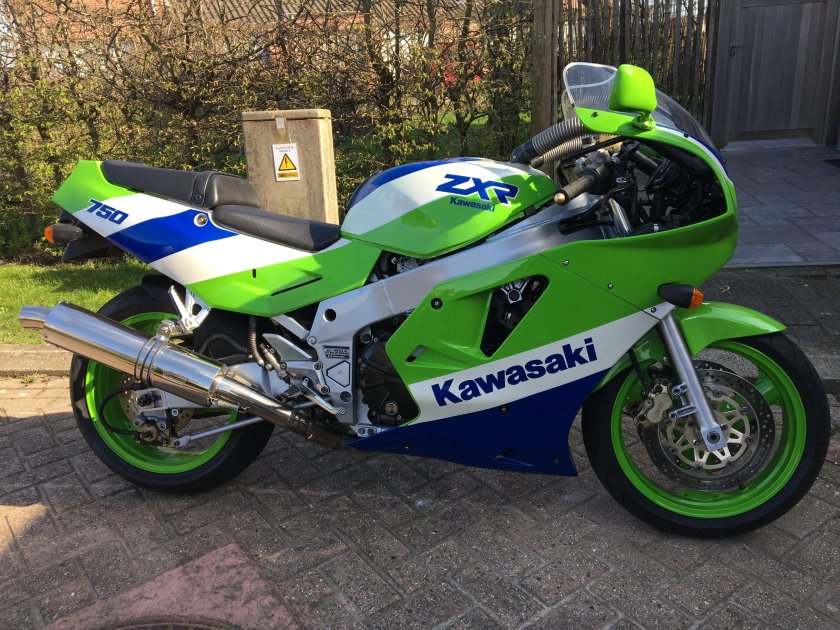 Kawasaki ZXR 750