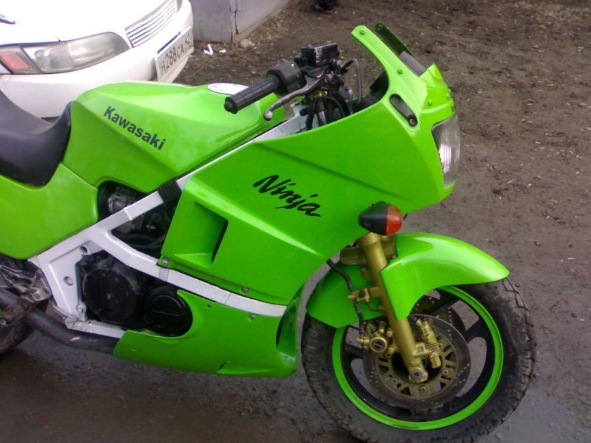 Kawasaki Ninja GPZ 400
