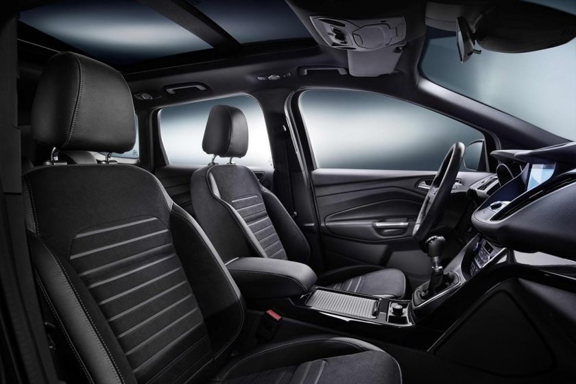 Ford Kuga 2016 салон
