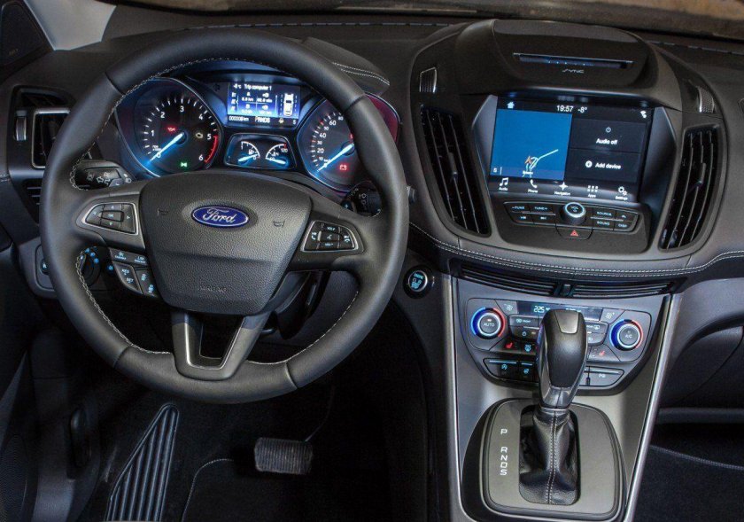 Форд Куга 2022 салон