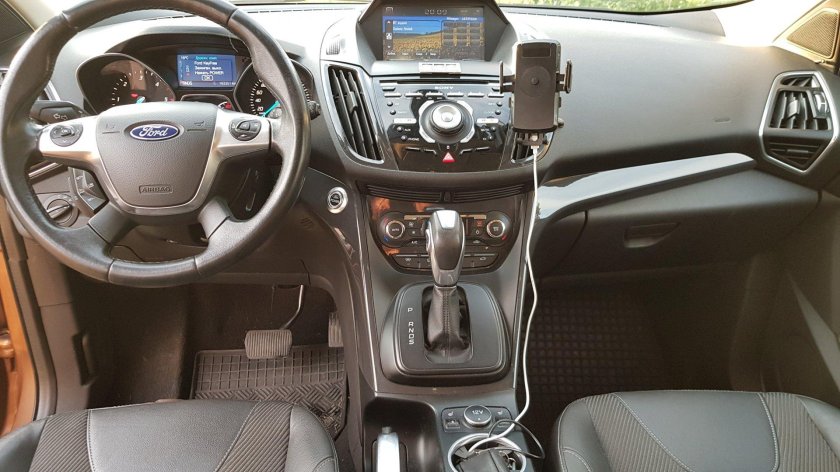 Форд Куга 2 салон