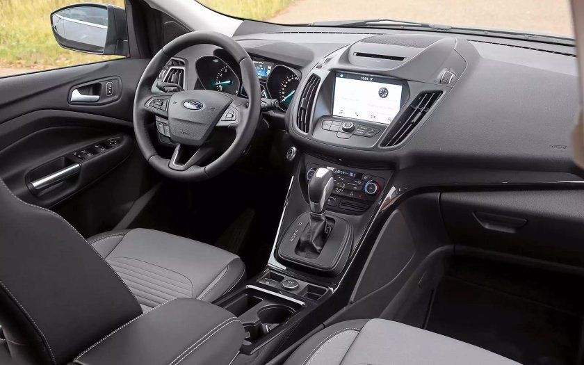 Форд Куга 2018 салон