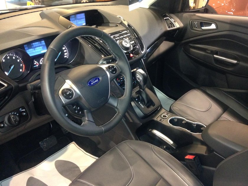 Форд Куга 2 салон