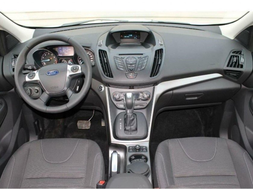 Ford Kuga 2014 салон