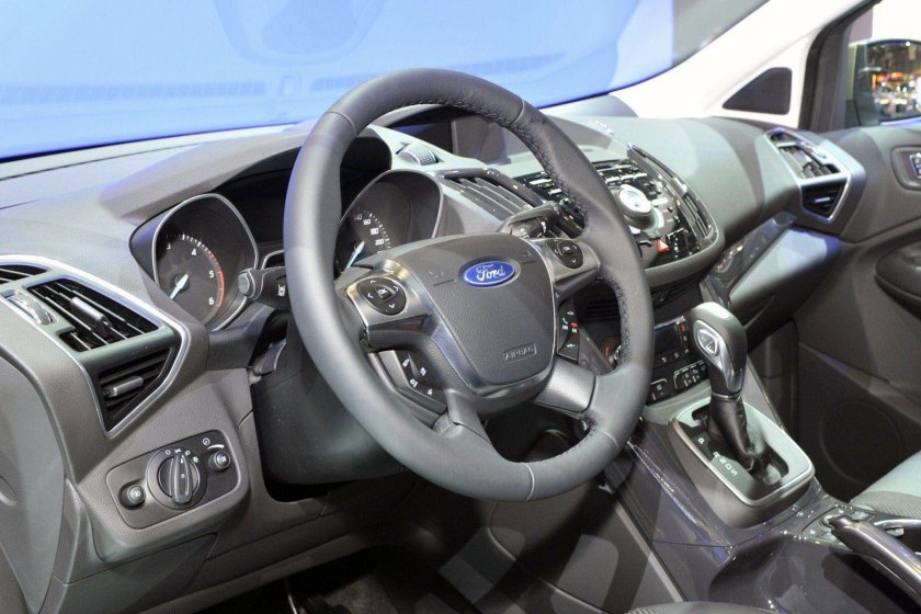 Форд Куга 2013 салон