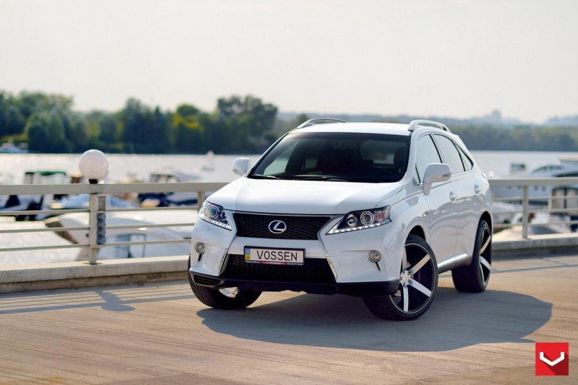 Лексус РХ 350 Воссен