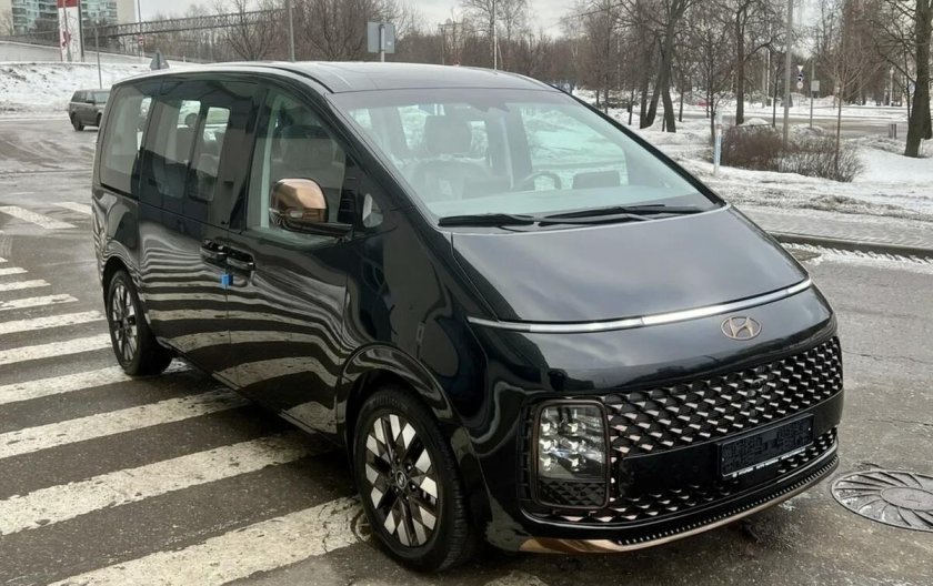 Hyundai Staria 2021