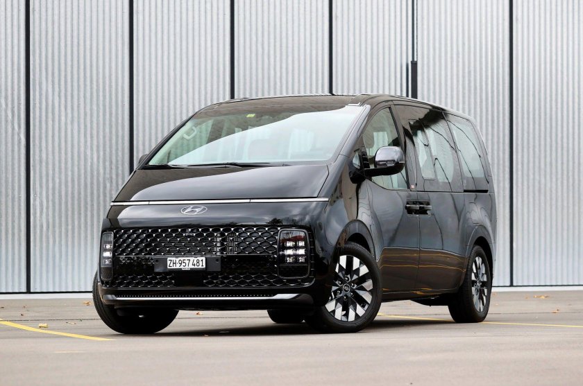 Hyundai Staria 2022