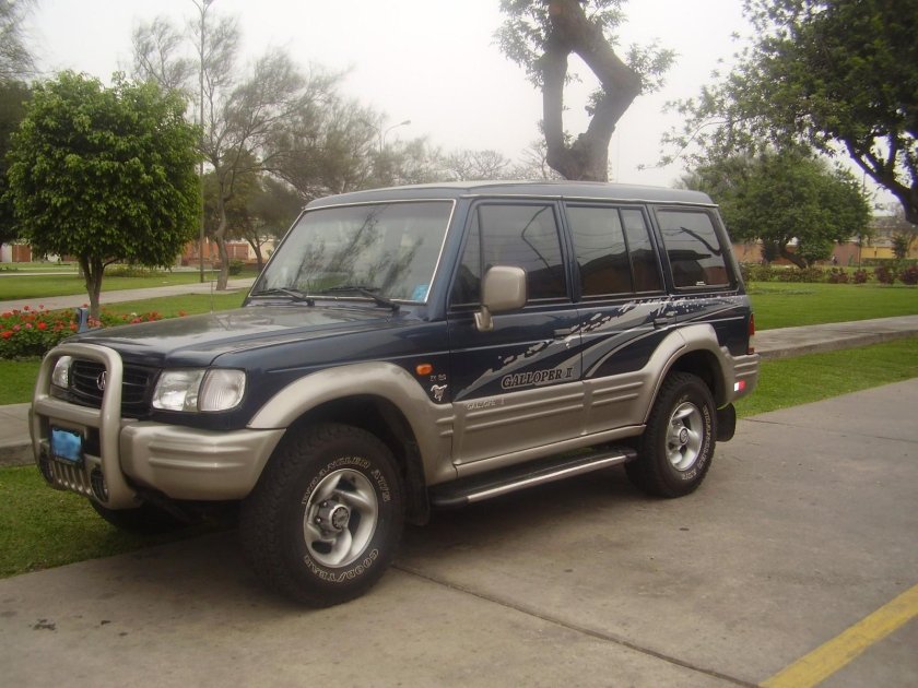 Hyundai Galloper 2