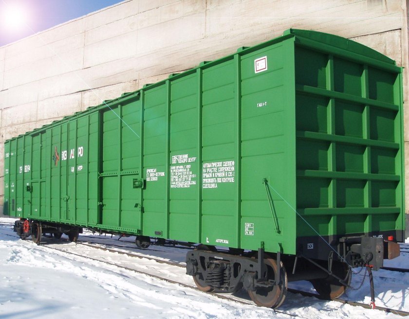 Крытый универсальный вагон (модель 11-6874)