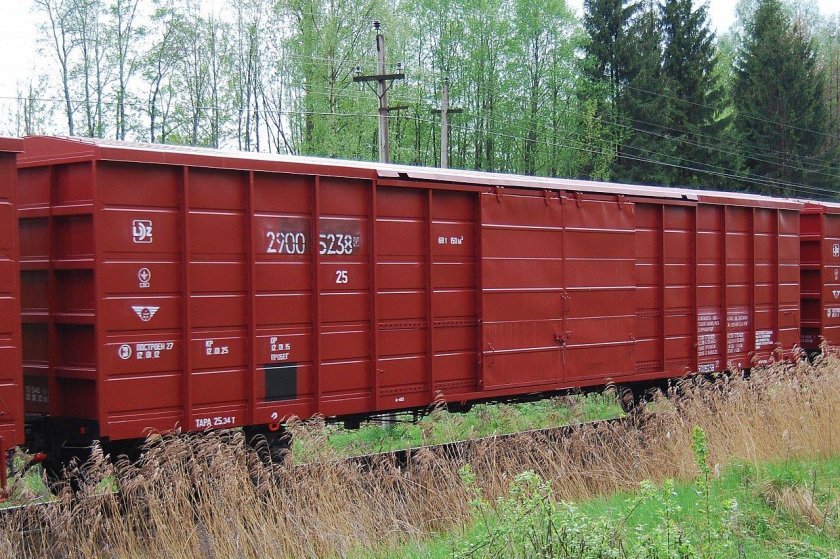 Грузовой вагон