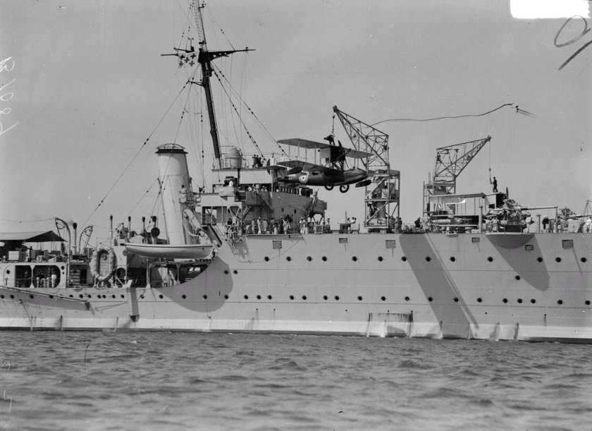 Гидроавианосец Альбатрос