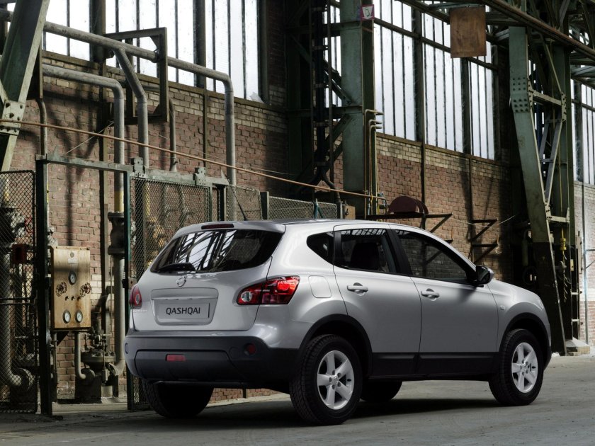 Nissan Qashqai 1