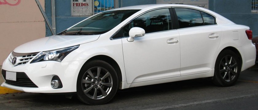 Toyota Avensis 2013