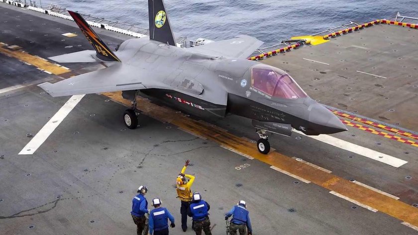 F-35b вертикальный взлёт