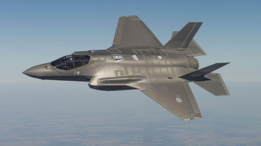 Локхид Мартин ф 35 а Лайтнинг 2