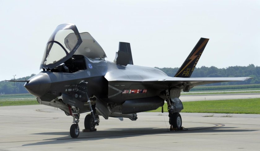 F-35 самолёт