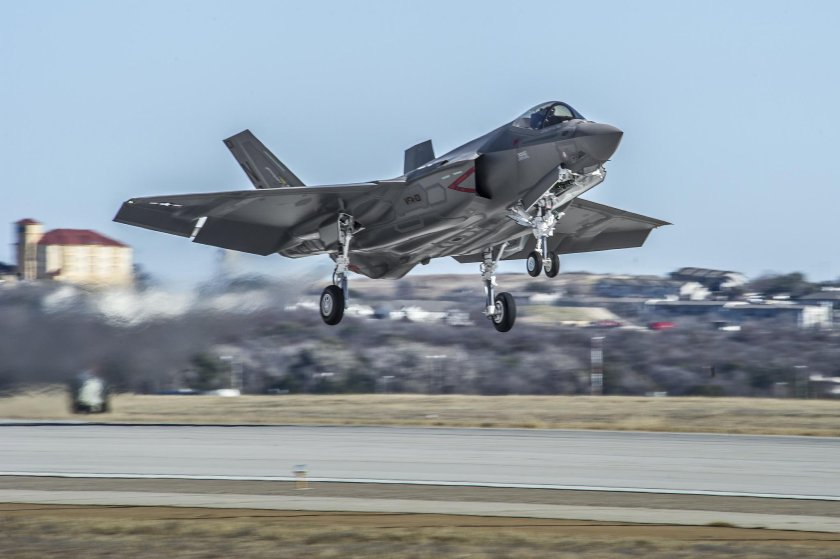 Истребитель f35c