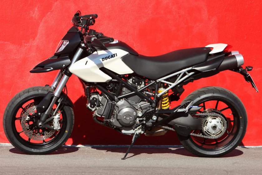 Ducati Hypermotard 796