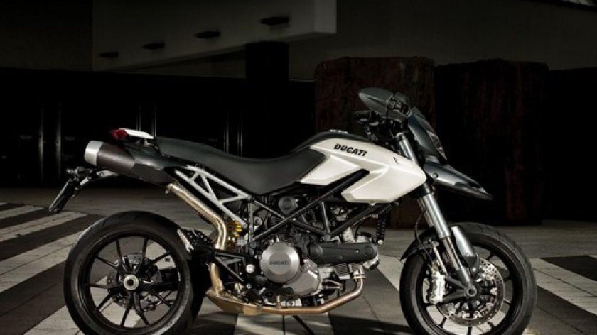 Ducati Hypermotard 796