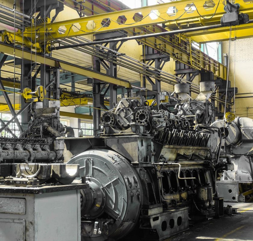 Двигатель тепловоза