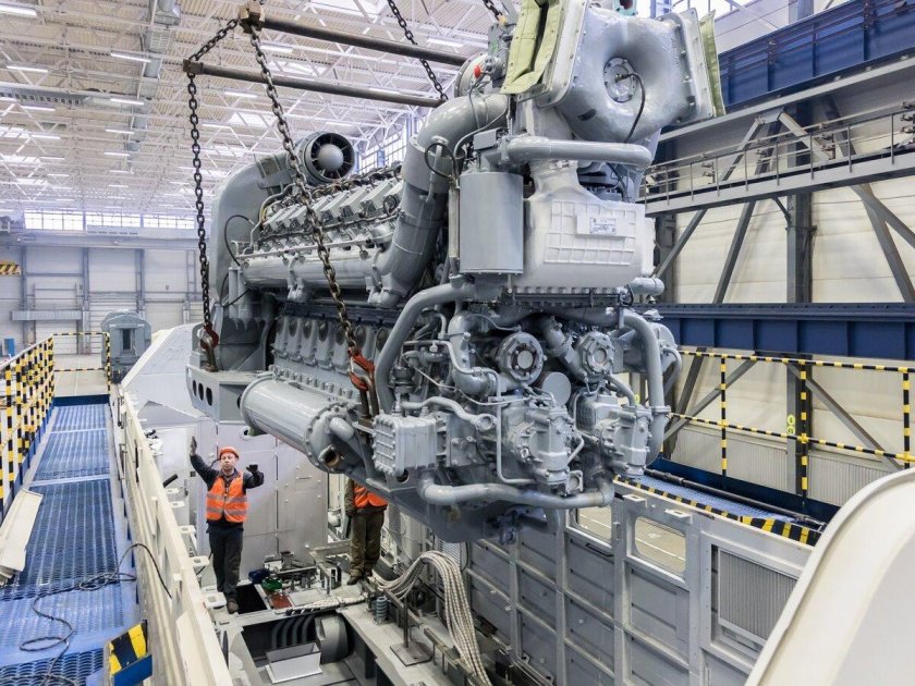 Дизель тепловоза 2тэ116