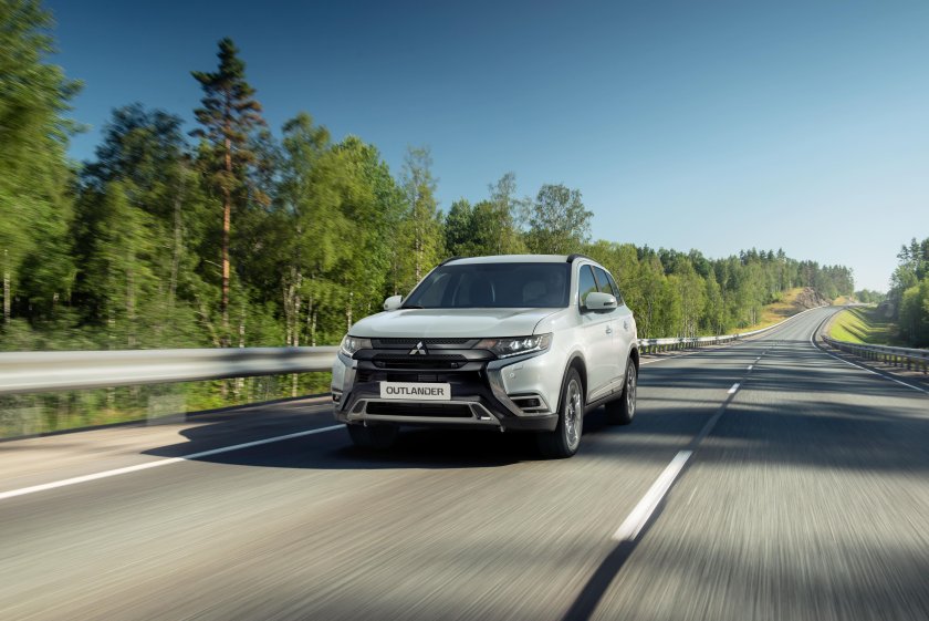 Новый Mitsubishi Outlander 2021