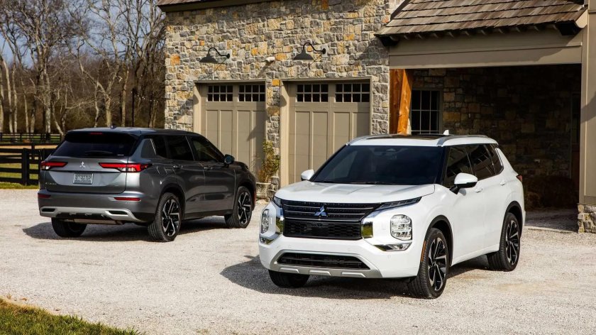Митсубиси Аутлендер 2021