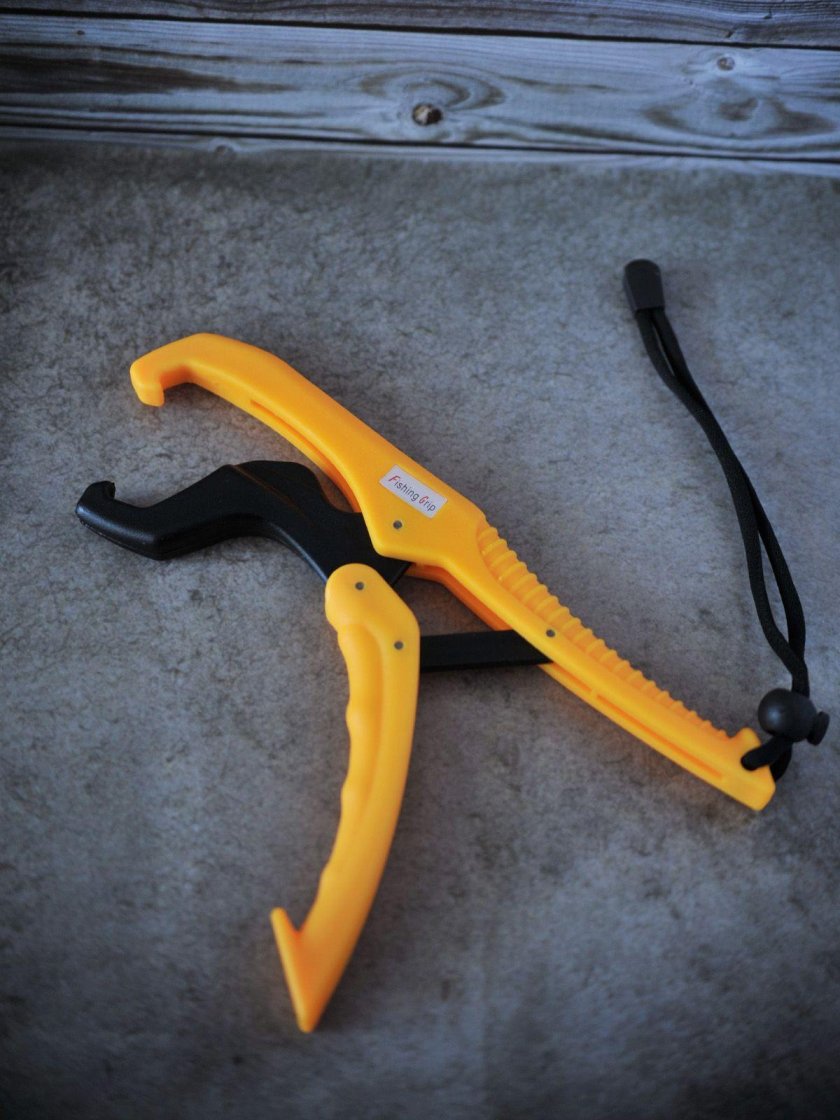 Щипцы для рыбалки захват