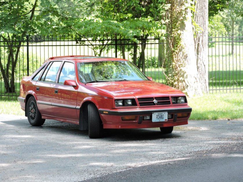Dodge Lancer 1985