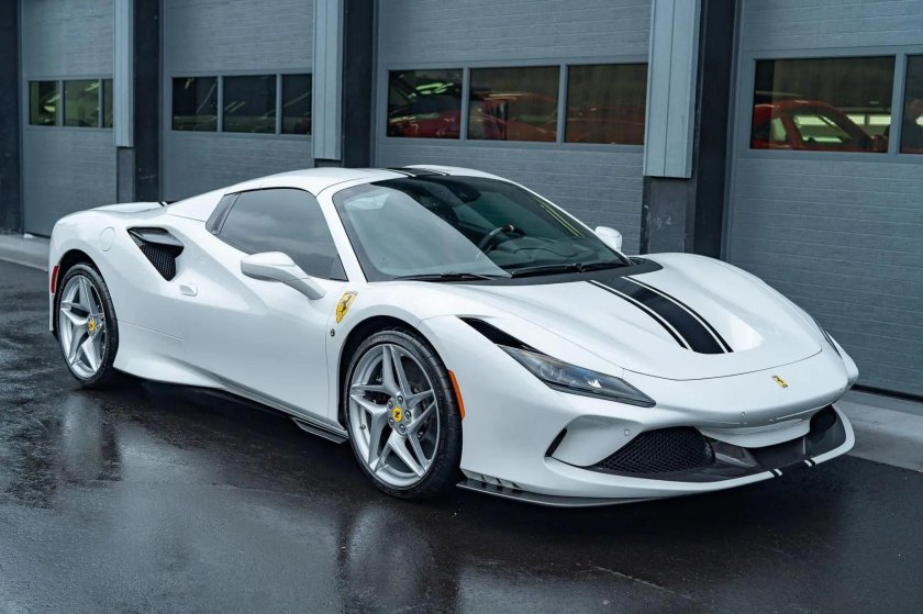Ferrari f 8 spider