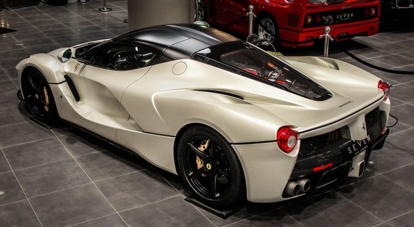 Ferrari LAFERRARI Black