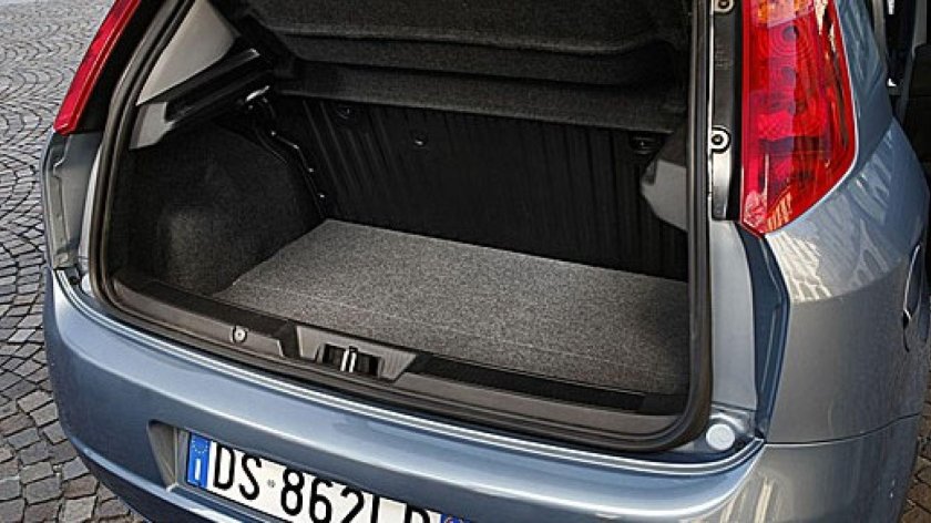 Фиат Пунто багажник