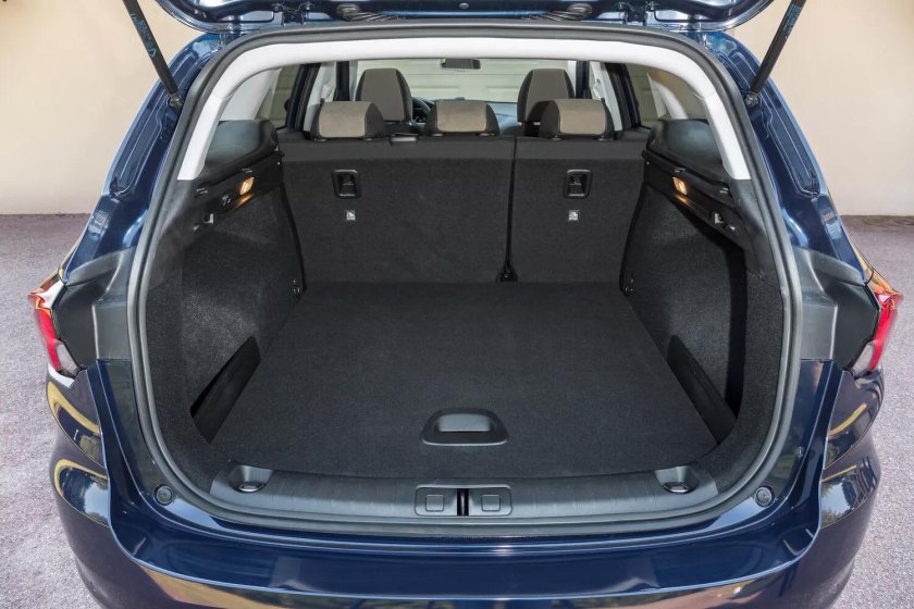 Fiat tipo SW багажник