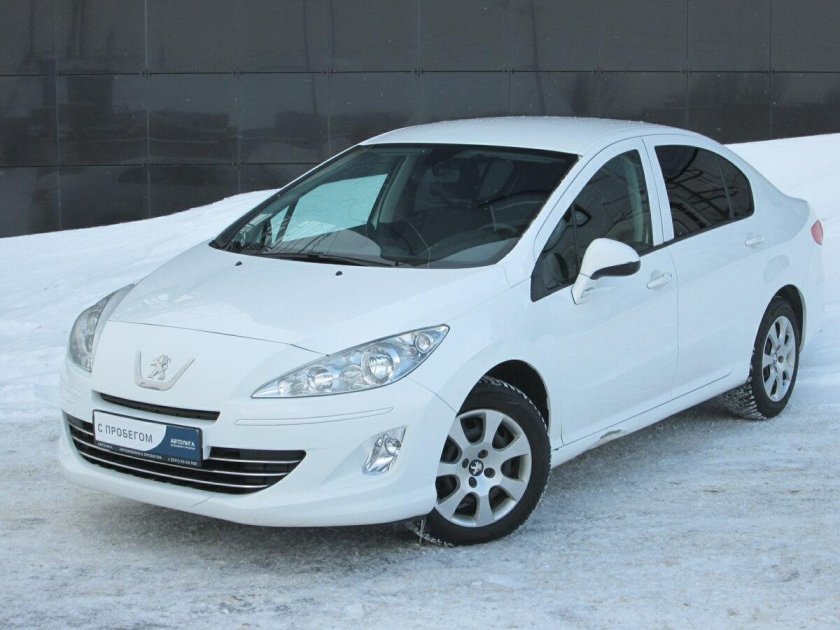 Пежо 408 белый