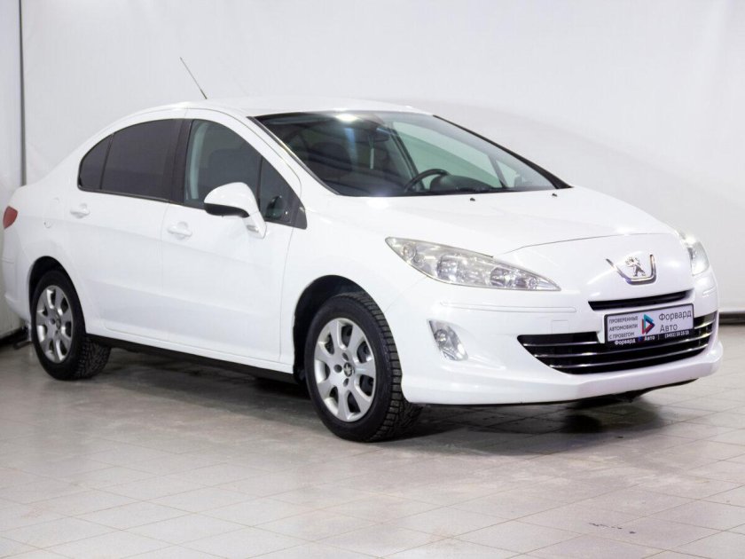 Пежо 408 2014 года