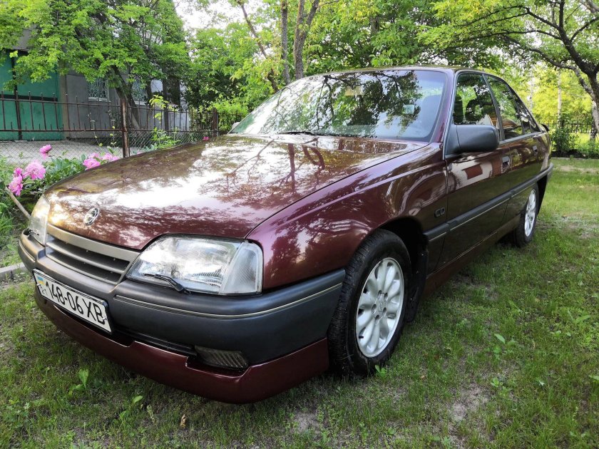 Опель Омега 1