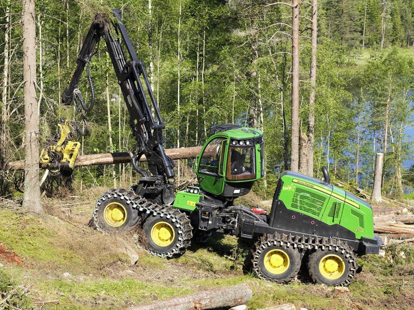 Харвестеры John Deere