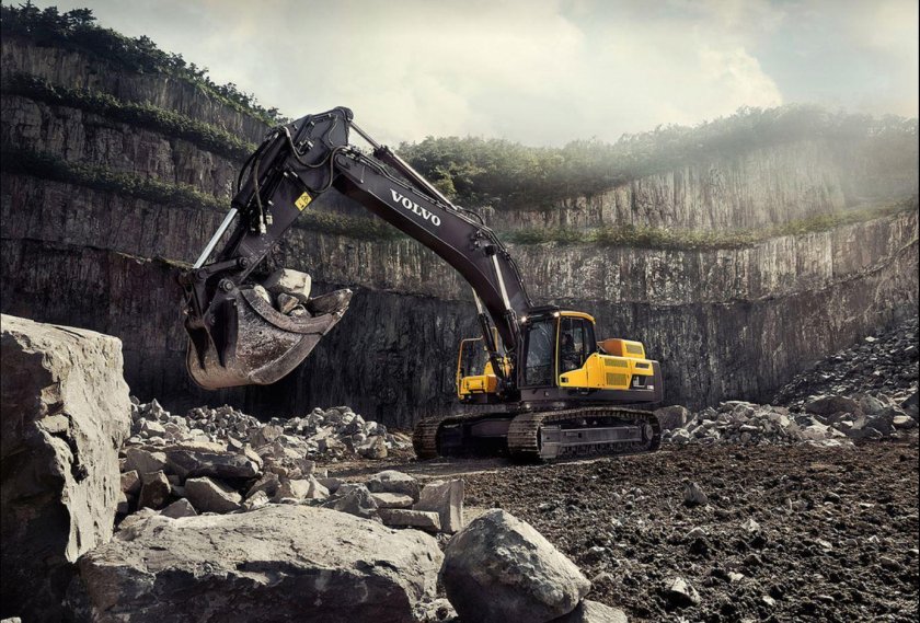 Экскаватор Хитачи 480