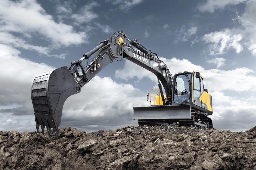 Volvo ec220e