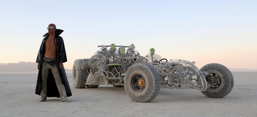 Бернинг Мэн машины