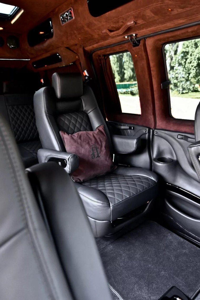 Chevrolet Express салон