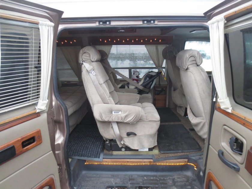 Шевроле экспресс g2500 салон