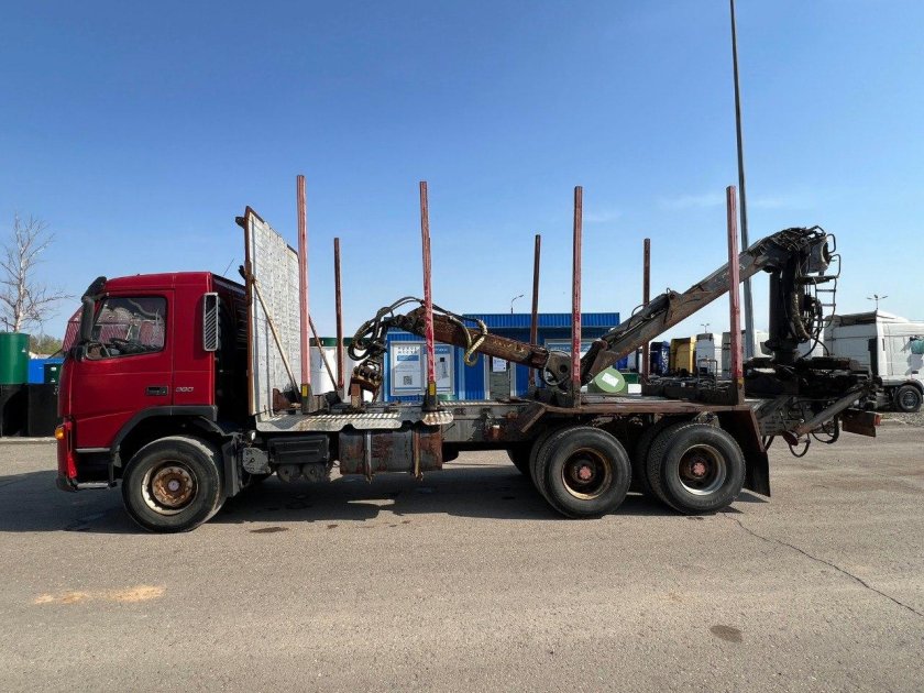 Volvo fmx 6x4 лесовоз