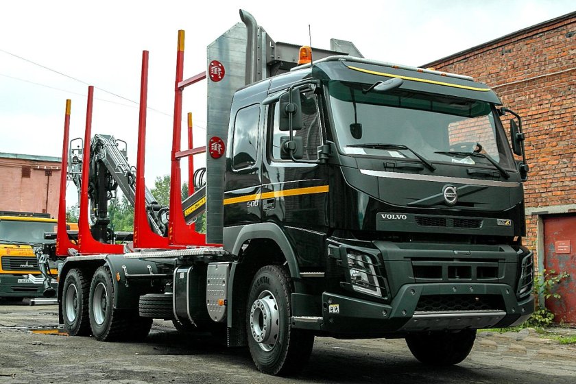 Volvo FMX 6x6 лесовоз