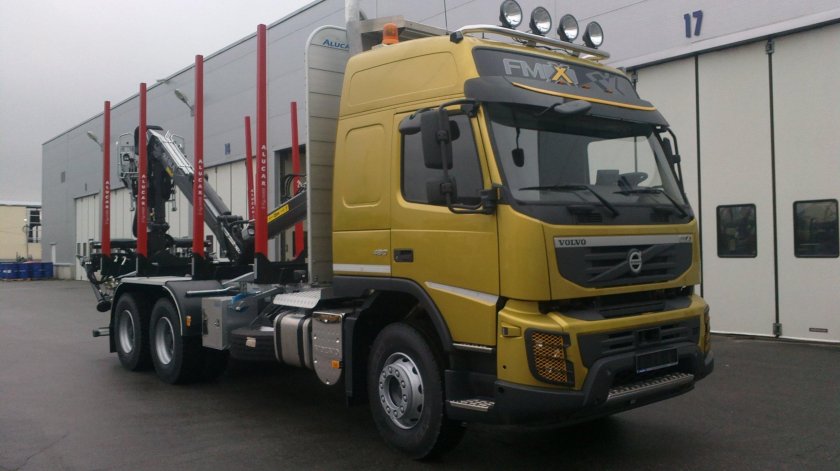 Volvo FMX 6x4 лесовоз