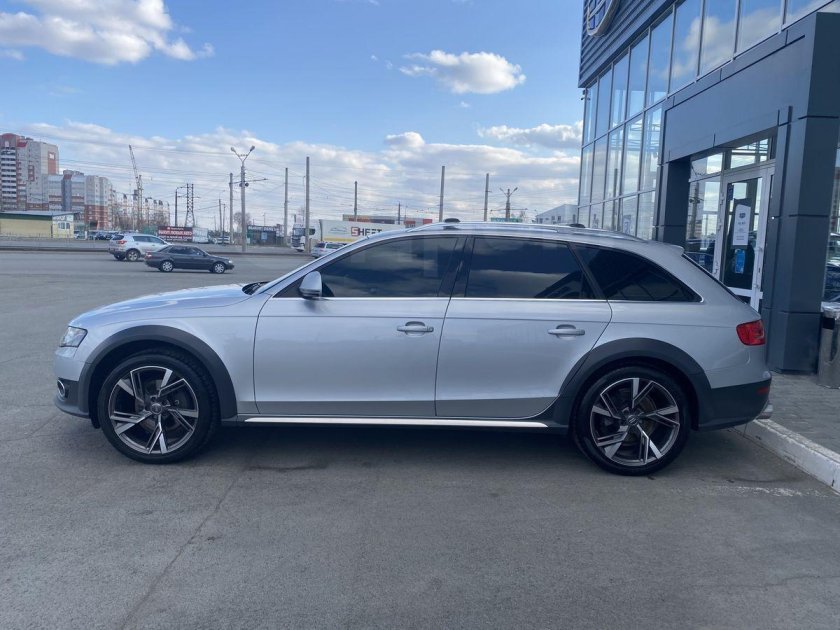 Audi a4 Allroad IV (b8)