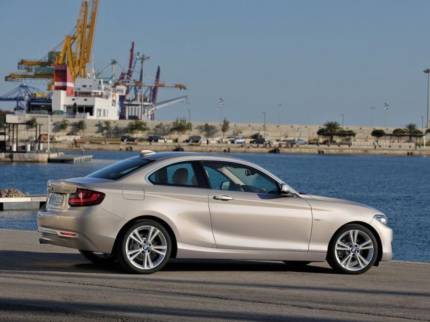 BMW 220d Coupe